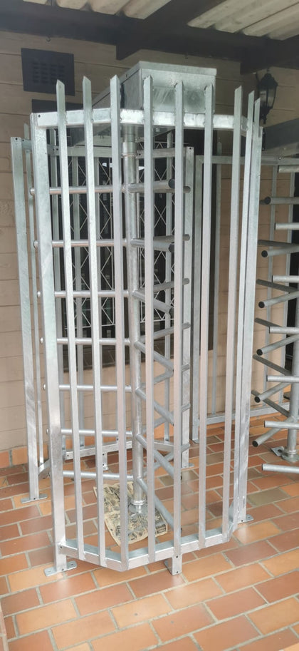 Sabre Bi-Directional Galvanized Palisade Turnstile